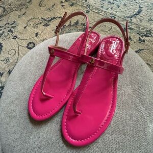 Hot pink thong sandals Crown & Ivy sz 10, gold insignia, adjustable ankle straps